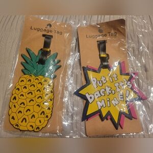 2 NEW Plastic Luggage Tags